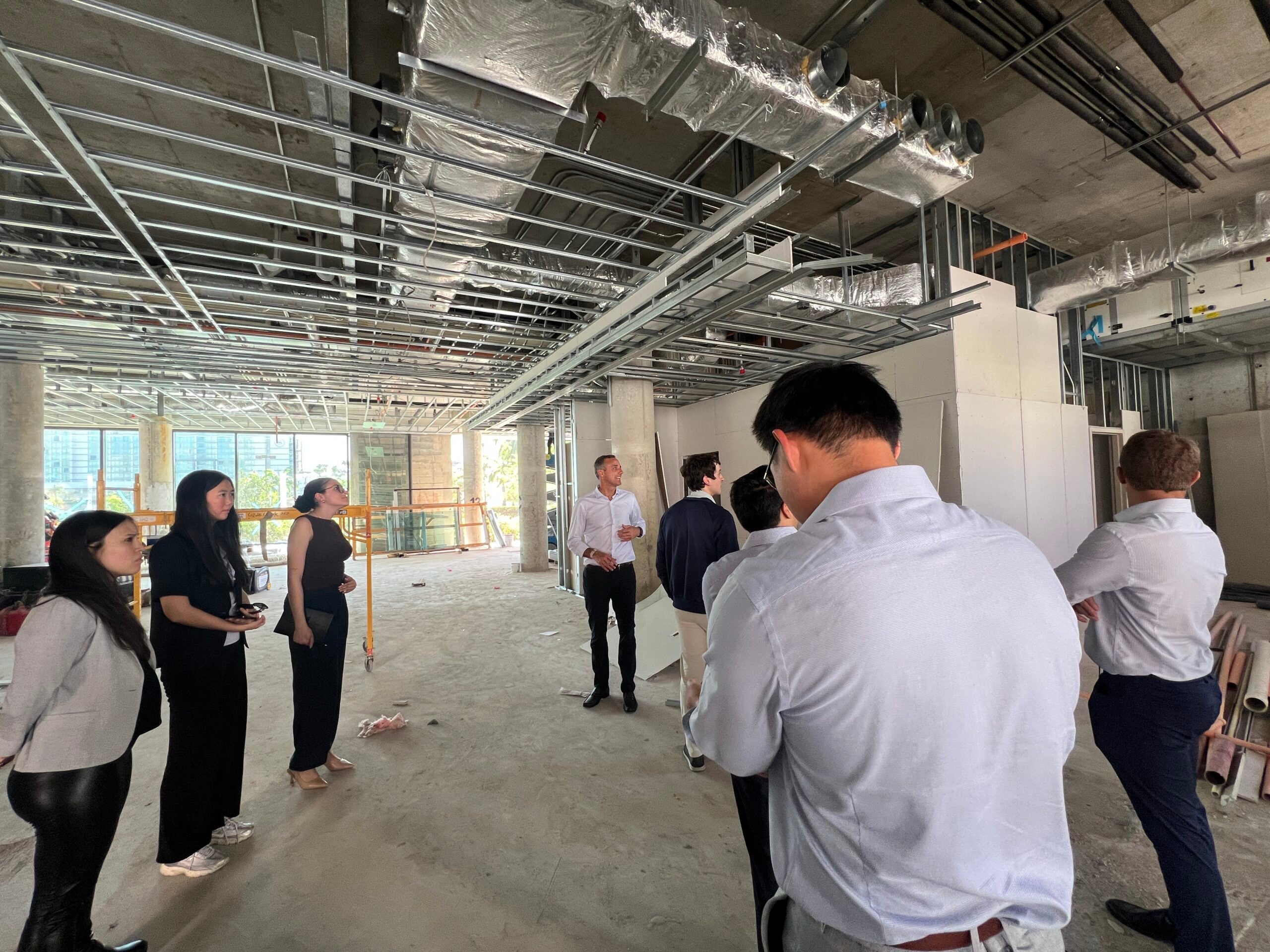 Georgetown Real Assets Students tour a Hilton hotel construction project