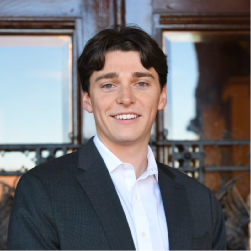 Jack Childs (B’27), co-head of Steers Private Fund